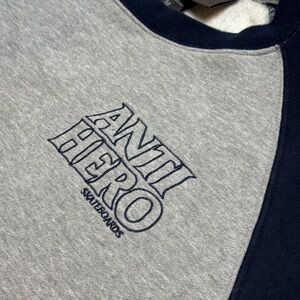 Anti Hero Skateboards Crew Sweatshirt  Sz Med